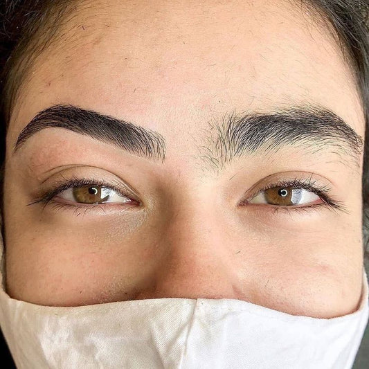 diseño de cejas con depilacion